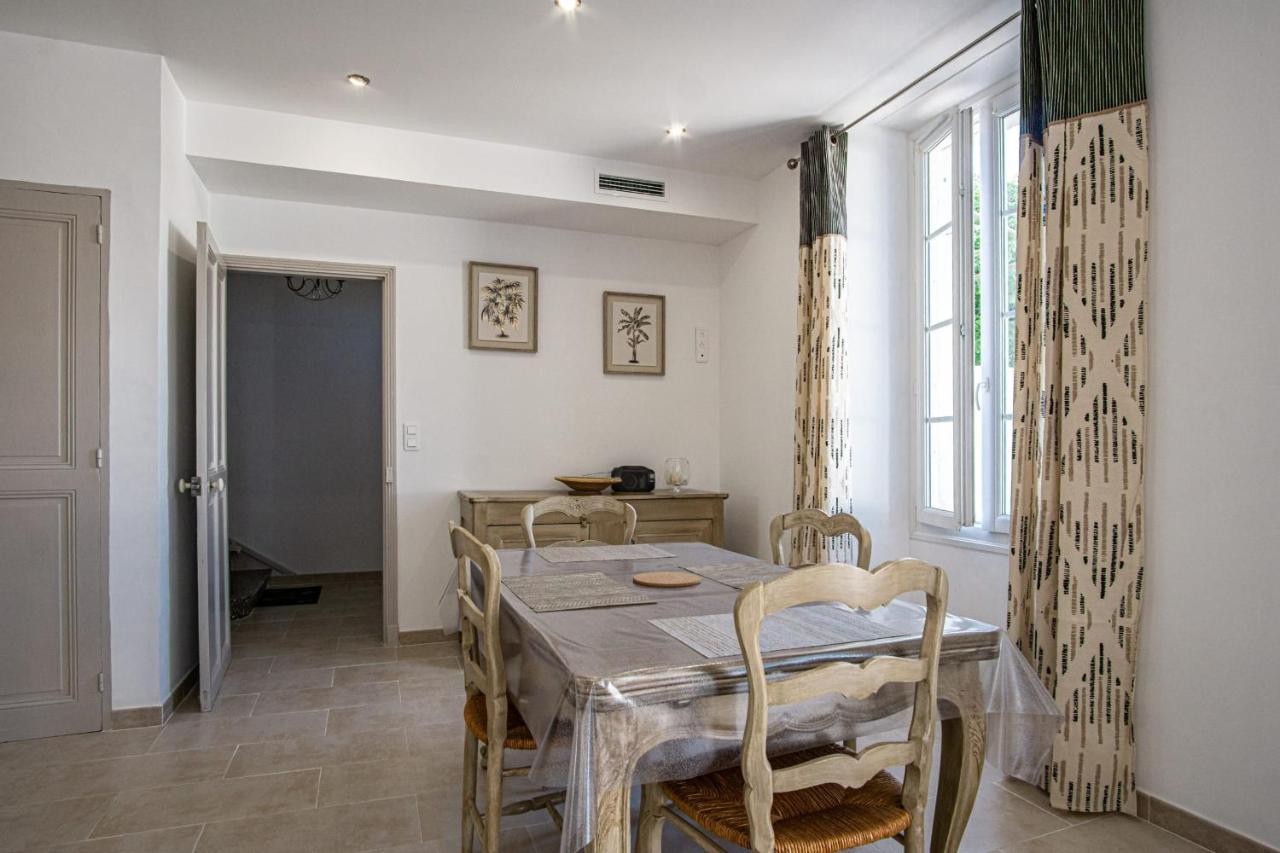 איל-סור-לה-סורג Maison Avec Jardin Proche Du Centre-Ville Isle-Sur-La-Sorgue מראה חיצוני תמונה
