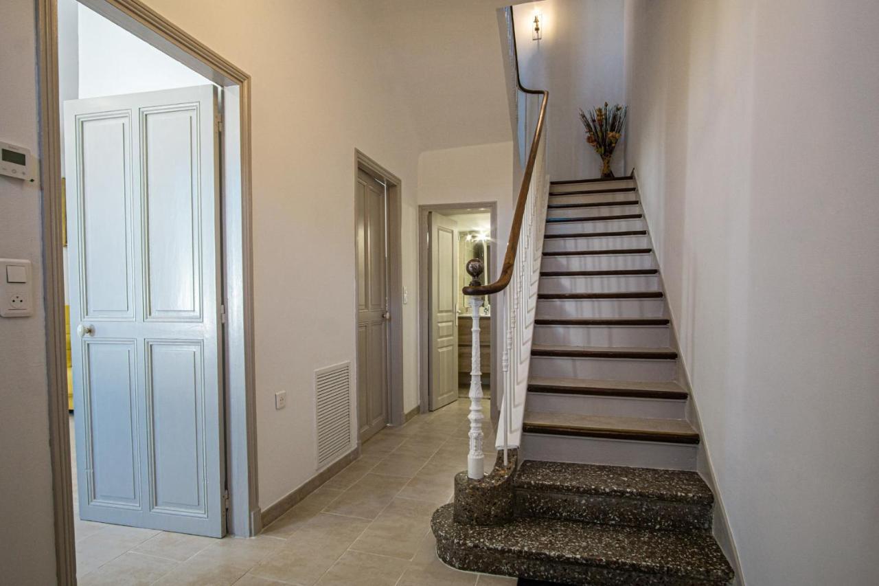איל-סור-לה-סורג Maison Avec Jardin Proche Du Centre-Ville Isle-Sur-La-Sorgue מראה חיצוני תמונה